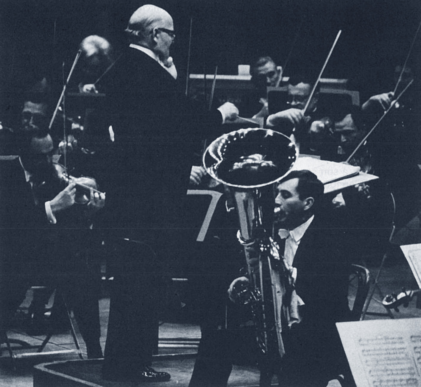 Ronald Bishop spielt das Tubakonzert von Vaughan Williams mit dem San Francisco Symphony unter der Leitung von Josef Kri...