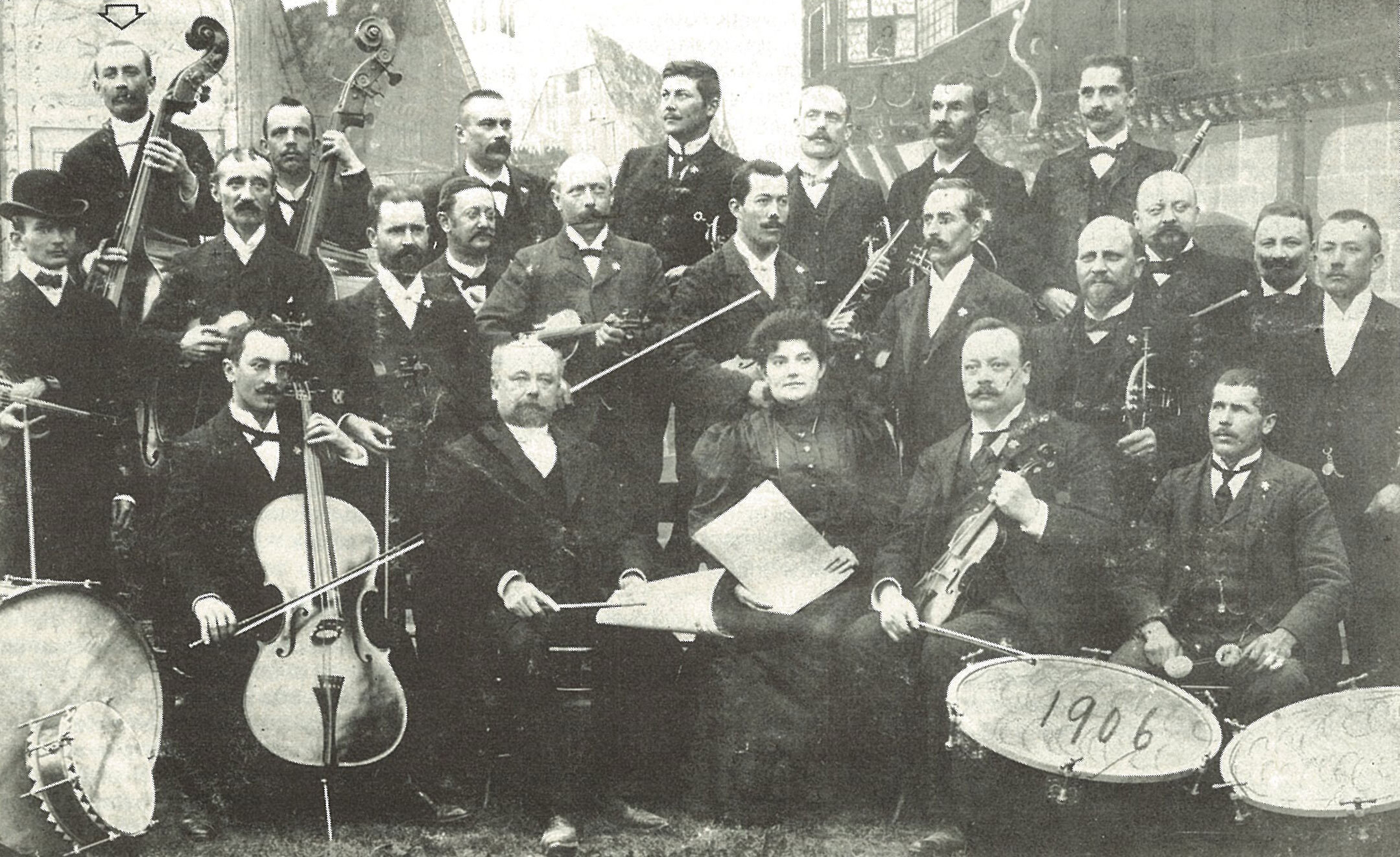 My father at the double bass