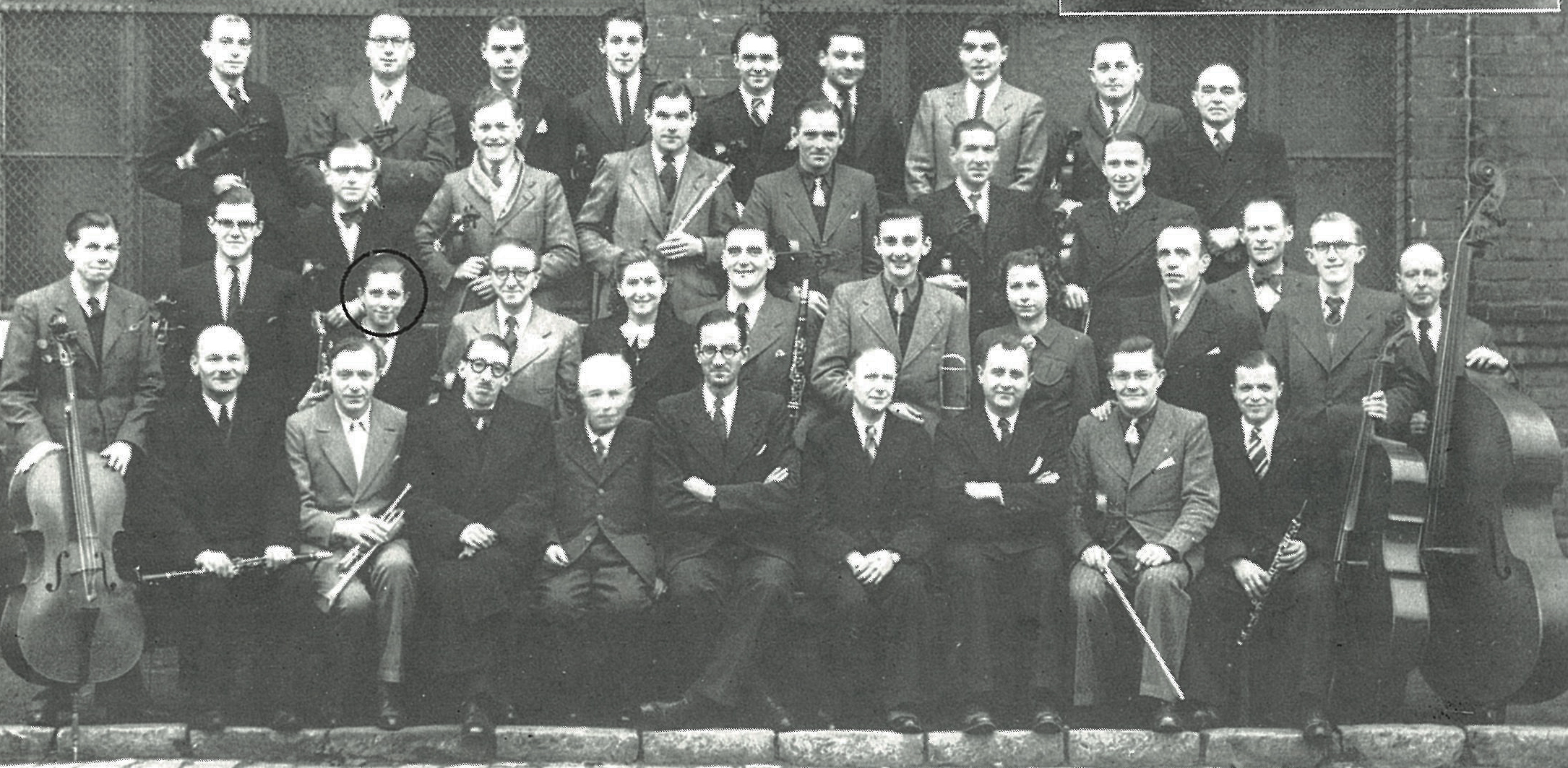 1943 «Symphonie du Favreuil», Roubaix (Orchestre de l’Usine Glorieux).