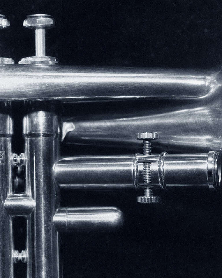 The bell-tuning trumpet