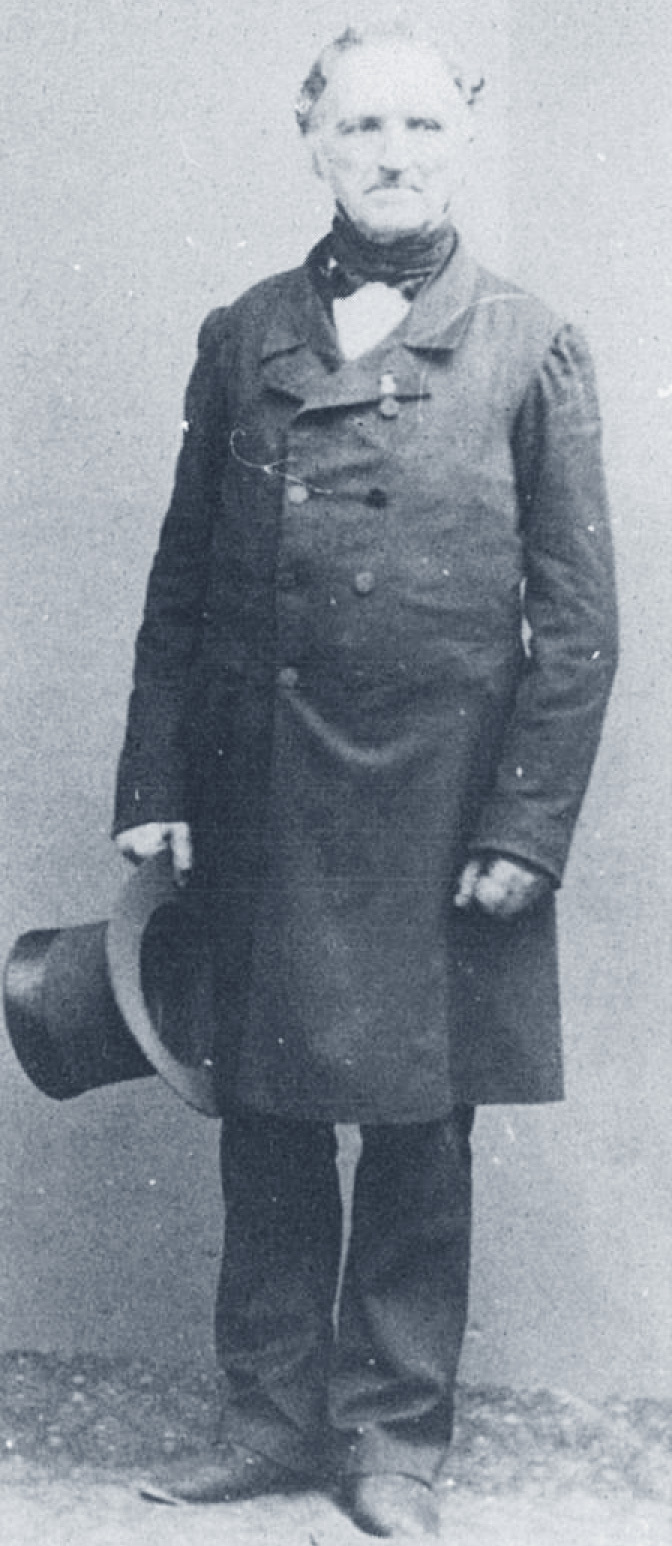 Charles-Joseph Sax (Dinant 1790-Paris 1865)(Album de photographies de la famille Sax, Musée instrumental de Bruxelles)