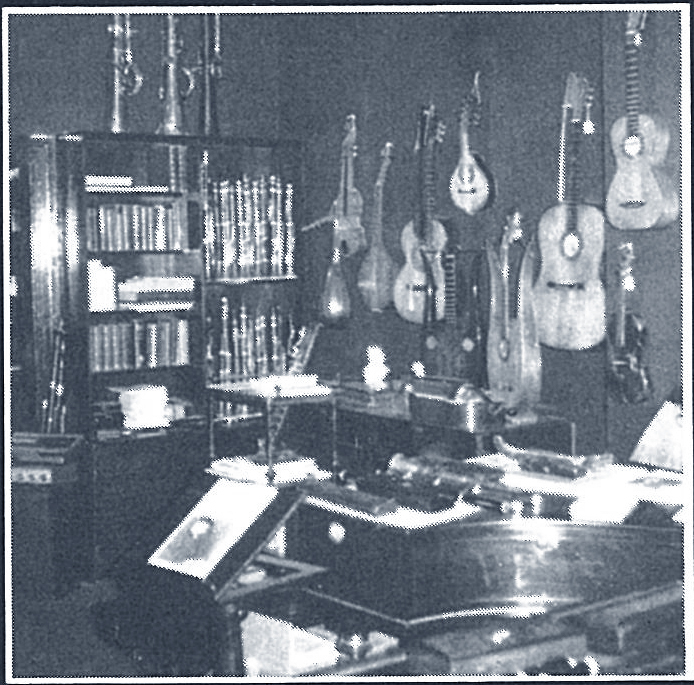 General view of the showroom.